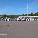 Праздничная торговля в Городском парке — Краснознаменск