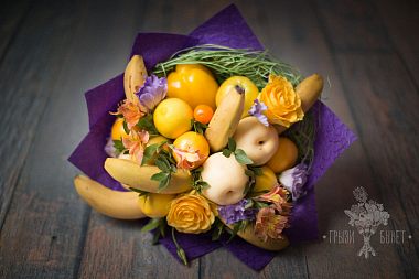 Фруктовый букет "Бананза".