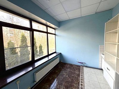Продам, 174 кв.м, Помещение свободного назначения