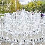 Сегодня состоялся официальный запуск «Фонтана детства» возле ЦРТДЮ
