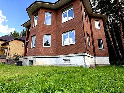 Продам, 261 кв.м, 6 соток, Отдельный дом