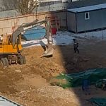 Прошу Администрацию решить вопрос с «БиоМиром», объяснить своим подопечным про закон «о тишине»