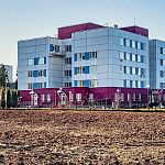 Слух: На месте недостроенной лаборатории в парке будет ледовый каток с искусственным льдом