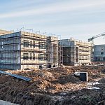 Строительство новой школы не стоит на месте