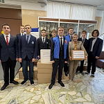 Коллектив Гимназии №2 собрал гуманитарную помощь для бойцов СВО