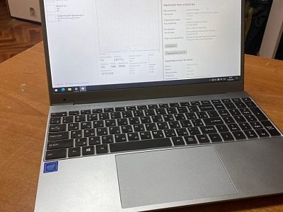 Продам ноутбук в идеальном состоянии