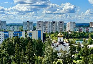 Краснознаменск под сладкой ватой облаков