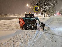 Коммунальные службы города со вчерашнего дня переведены в усиленный режим работы.