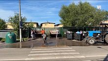 На контейнерных площадках для временного накопления твёрдых коммунальных отходов и крупногабаритного мусора регулярно проводится санитарная обработка.
