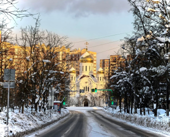 Под солнечным февральским небом