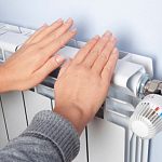 Когда включат отопление и куда жаловаться на холод