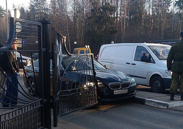 ДТП на центральном КПП