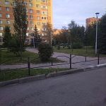 Зачем перекрыли дорожку на Связистах