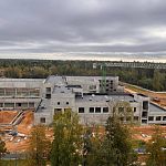 Глава Краснознаменска Владимир Пирогов посетил строительство образовательного центра