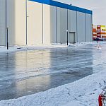 Каток ДЮСШа начали заливать