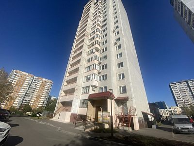 Продам, 70,1 кв.м, 2-комнатная