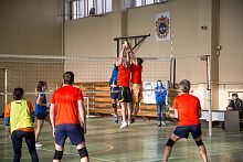 Парни и девушки ! Вместе веселее !