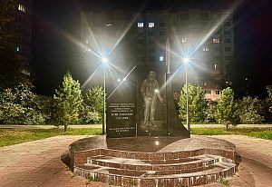 Памятник Гагарину