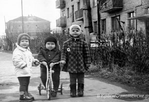 1-ый мкрн ул.Советская д.7(по новому д.4) 1976 год