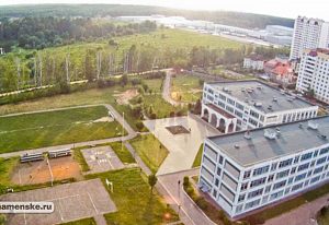 2001г. школе №4 присвоено имя Георгия Константинов