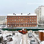 Жители Победы 28 радуйтесь, наконец-то, приехал трактор для уборки снега!