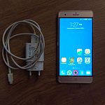 телефон ZTE Blade V7 Max
