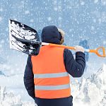 Хочу сказать слова благодарности дворникам по расчистке снега по тротуарам вокруг Краснознаменной 10