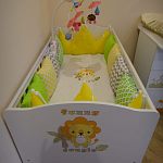 Продается комплект мебели в детскую комнату