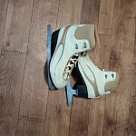 Продажа коньки женские