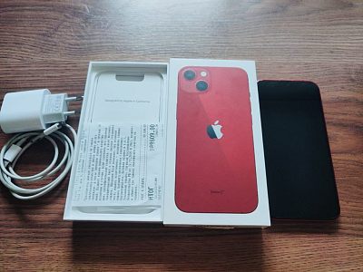 Продам iPhone 13, 256 Gb