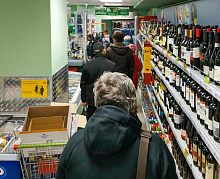 Пятерочка провоцирует столпотворение в магазе
