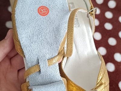 Танцевальные туфли