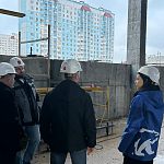 Глава города посетил строительство образовательного центра