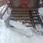 На ул.Строителей 3/3 страшно выходить из подъезда 