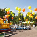Немного ностальгии… Помните такие развлечения, которые когда-то собирали жителей нашего города?