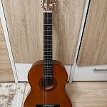 Продам классическую гитару Yamaha c40 с чехлом