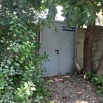 Самовольно установленные ворота на границе города 