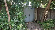 Самовольно установленные ворота на границе города 