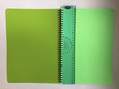 Тетрадь формат А-4 Stila цвет зелёный 96 листов