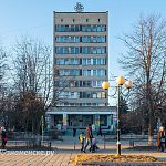 Прогуливаясь по коридорам Подснежника