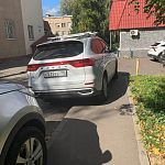 Краснознаменная, 19 — и так из раза в раз сплошные автохамы!!!