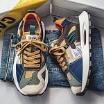 Кроссовки новые 43 размер