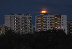Солнце садится, закат, без фильтров