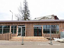 В парке завершаются работы по подготовке помещения для проката коньков и раздевалки