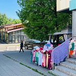 Совершаете ли вы покупки у бабушек, которые торгуют около Городского рынка?