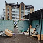 Просьба к администрации рассмотреть вариант переоборудования мусорной площадки на ул. Октябрьская