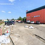 Парковка у Дикси на Связистов в скором времени снова станет платной