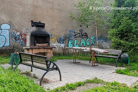 Как вам идея установить такие мангалы на окраинах города?