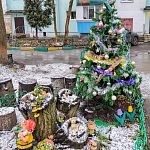 Немного новогодней атмосферы с пр-т. Мира 17