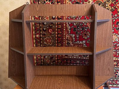 Книжная полка 